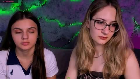 Snapshot of so_hot_rosalie chatting on May 22, 7:08 pm so_hot_rosalie online show from May 22, 7:08 pm