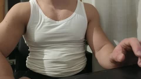 Snapshot of so_thick chatting on December 9, 4:47 pm luca -   online show from December 9, 4:47 pm