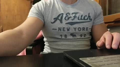 Snapshot of so_thick chatting on February 5, 8:57 pm luca -   online show from February 5, 8:57 pm