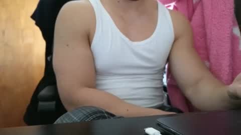 Snapshot of so_thick chatting on February 20, 2:46 pm luca -   online show from February 20, 2:46 pm