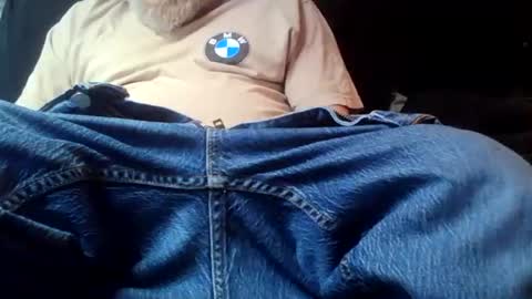 Snapshot of socaldaddy_1 chatting on January 20, 4:32 am socaldaddy_1 online show from January 20, 4:32 am