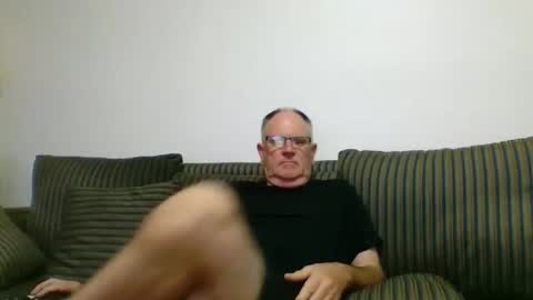 Snapshot of sofar06 chatting on December 9, 7:06 am sofar06 online show from December 9, 7:06 am