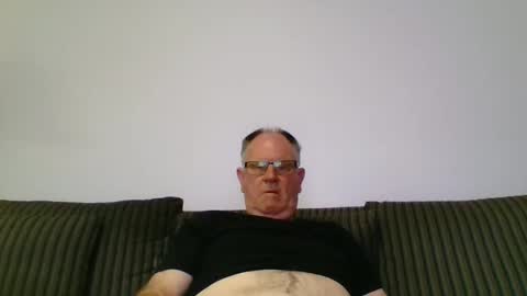 Snapshot of sofar06 chatting on December 17, 12:56 am sofar06 online show from December 17, 12:56 am