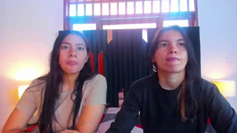 Snapshot of soffy_and_mia chatting on October 11, 12:47 pm soffy and mia online show from October 11, 12:47 pm