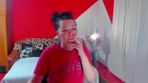 Snapshot of soffy_skye chatting on December 2, 4:18 am Soffy online show from December 2, 4:18 am