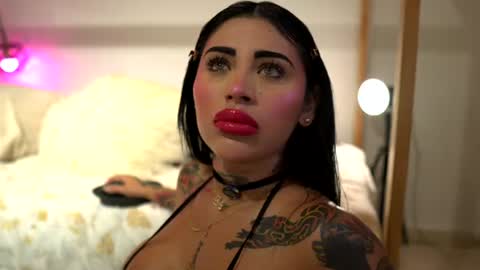 sofhia cruz online show from July 27, 6:59 pm
