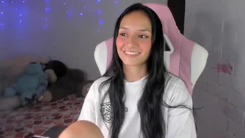 sofia online show from October 8, 5:05 am