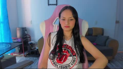 Snapshot of sofi1608 chatting on May 6, 9:20 pm sofia online show from May 6, 9:20 pm