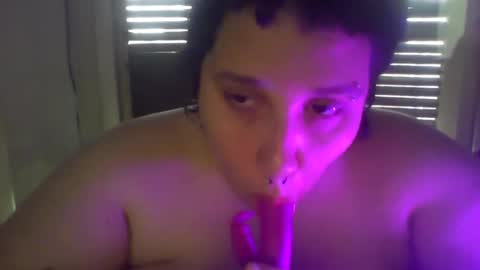 Snapshot of sofi_420 chatting on December 21, 8:00 pm sofi_420 online show from December 21, 8:00 pm