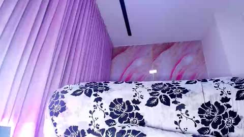 Sofia online show from February 18, 3:02 am