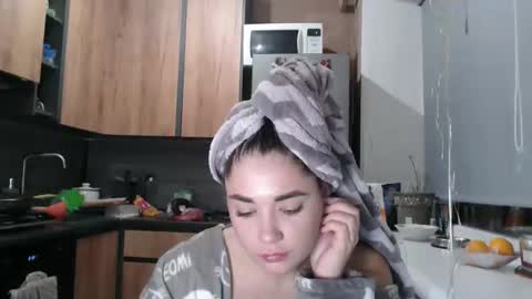 Sofi online show from December 20, 2:24 pm