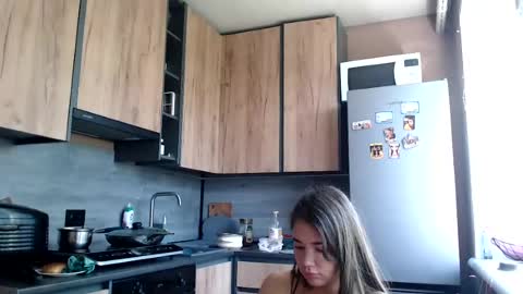 Snapshot of sofi_delightful chatting on June 19, 5:56 am Sofi online show from June 19, 5:56 am