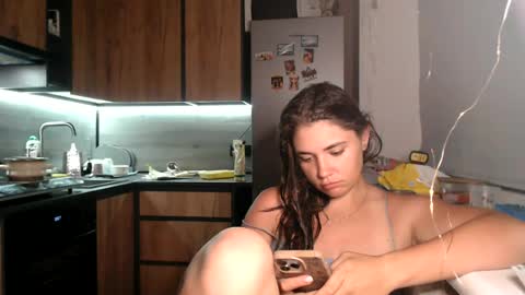 Snapshot of sofi_delightful chatting on June 29, 6:19 pm Sofi online show from June 29, 6:19 pm