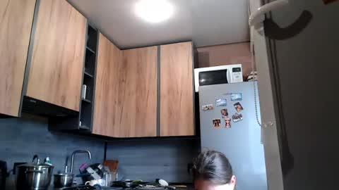 Snapshot of sofi_delightful chatting on July 24, 1:42 pm Sofi online show from July 24, 1:42 pm