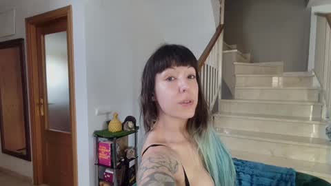 Sofi Mora online show from February 11, 1:16 pm