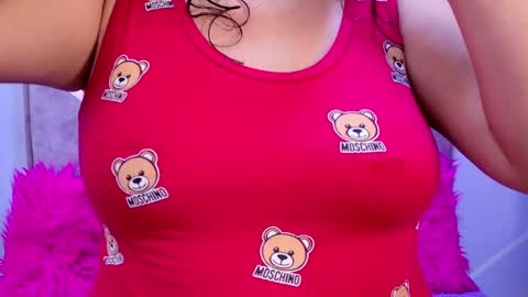 Sofi Noa online show from October 2, 11:39 am