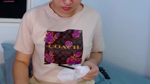 Snapshot of sofi_rojas1 chatting on November 30, 11:20 pm sofi rojas online show from November 30, 11:20 pm