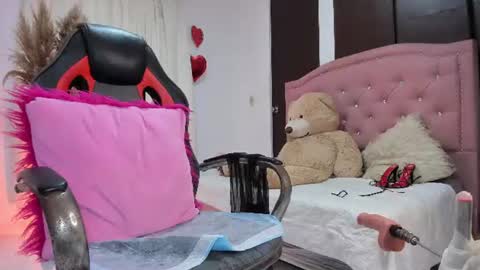 Sofia  online show from June 13, 1:36 am