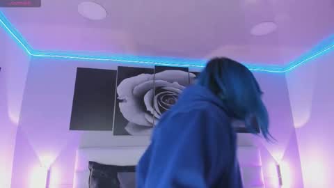 sofi_sp online show from December 17, 11:38 am