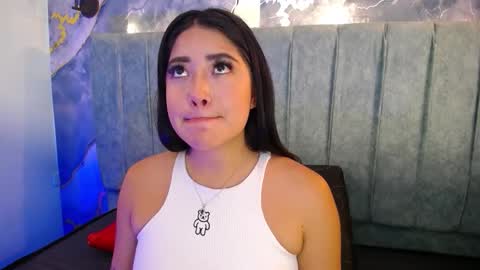 Snapshot of sofi_sweet09 chatting on February 10, 4:27 am Susy online show from February 10, 4:27 am