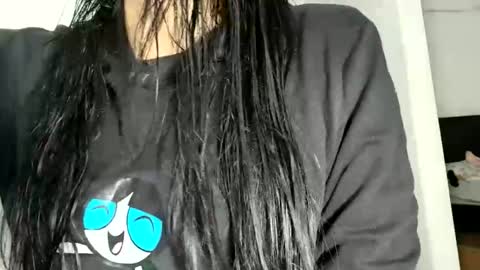 Snapshot of sofia_20_20 chatting on December 20, 3:24 am Sofia online show from December 20, 3:24 am