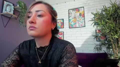 Snapshot of sofia__stk chatting on November 15, 3:37 am sofi online show from November 15, 3:37 am