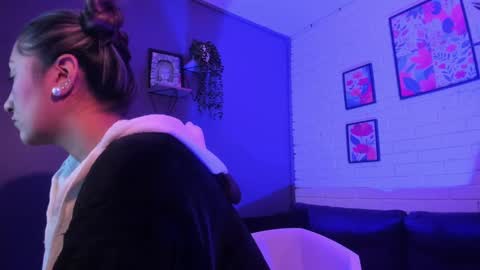 Snapshot of sofia__stk chatting on November 17, 3:23 am sofi online show from November 17, 3:23 am