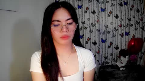 Snapshot of sofia_ava24 chatting on January 13, 7:43 am Chady online show from January 13, 7:43 am