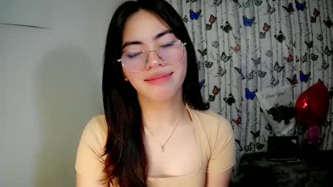 Snapshot of sofia_ava24 chatting on February 3, 3:42 am Chady online show from February 3, 3:42 am