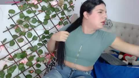 sofia online show from May 17, 6:04 pm
