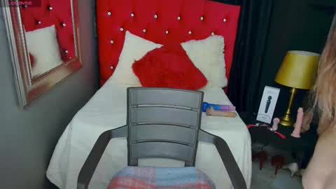 Miss Sofi online show from November 8, 11:32 am