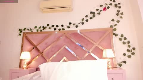   online show from January 22, 8:38 pm