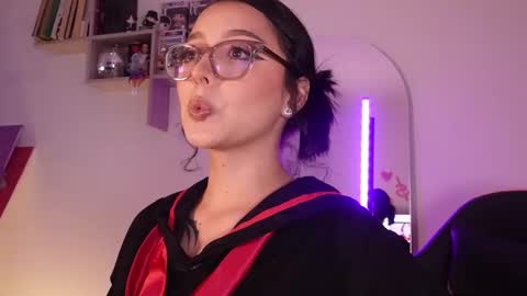 Sofi online show from January 13, 12:38 am