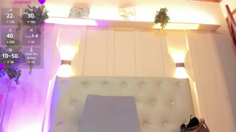 Snapshot of sofia_ebony chatting on February 22, 7:14 pm Sofia online show from February 22, 7:14 pm