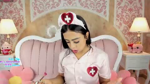 Snapshot of sofia_fantasyy chatting on June 29, 12:05 pm Sofia fantasyy Online 0700 to 1400 gmt-5 online show from June 29, 12:05 pm