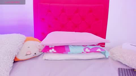 Snapshot of sofia_girl_ chatting on March 5, 7:38 am SOFIA online show from March 5, 7:38 am