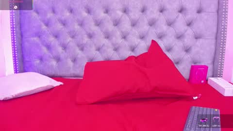 Snapshot of sofia_girl_ chatting on October 23, 8:02 am SOFIA online show from October 23, 8:02 am