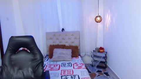 Snapshot of sofia_granny chatting on November 25, 3:39 am Sofia online show from November 25, 3:39 am