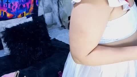 sofia gutierrez   online show from October 31, 11:17 pm