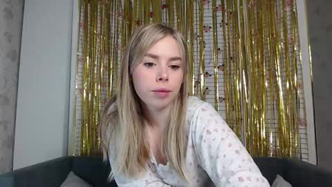 Sofia here online show from January 12, 12:27 am