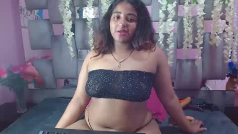 Snapshot of sofia_hernandeez_ chatting on December 19, 12:34 am Sofi online show from December 19, 12:34 am