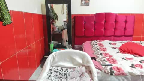 Snapshot of sofia_martinezv chatting on July 5, 1:01 am sofia_martinezv online show from July 5, 1:01 am