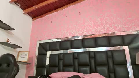 Snapshot of sofia_martinn chatting on November 1, 3:08 am Sofia online show from November 1, 3:08 am