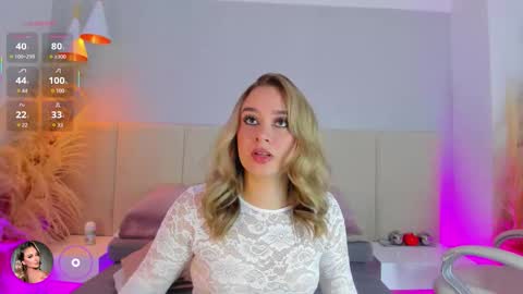 SOFIA PAMELA online show from December 22, 7:00 pm