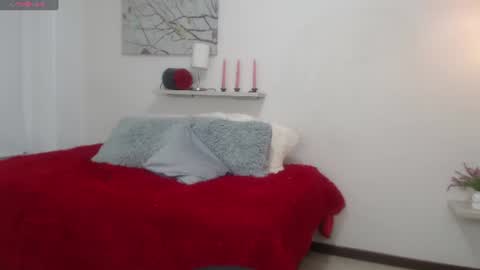Snapshot of sofia_perez___ chatting on June 18, 8:46 pm Sofi online show from June 18, 8:46 pm