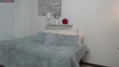Snapshot of sofia_perez___ chatting on June 25, 8:46 pm Sofi online show from June 25, 8:46 pm