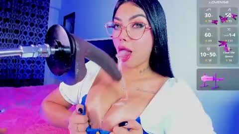 Snapshot of sofia_riot1 chatting on July 26, 11:44 pm sofia online show from July 26, 11:44 pm