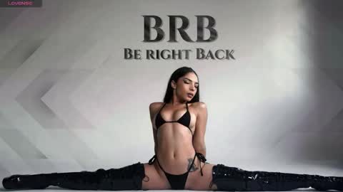 Snapshot of sofia_rousse_ chatting on November 14, 7:56 pm online show from November 14, 7:56 pm