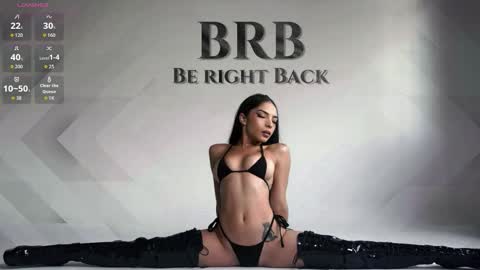 Snapshot of sofia_rousse_ chatting on November 25, 7:36 pm online show from November 25, 7:36 pm