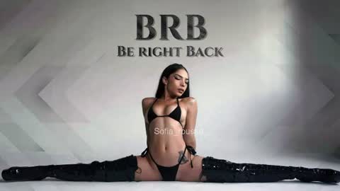 Snapshot of sofia_rousse_ chatting on June 22, 7:33 pm online show from June 22, 7:33 pm
